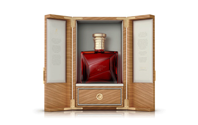 Johnnie-Walker-Master’s-Ruby-Reserve
