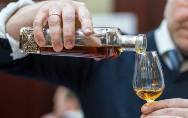 Coronavirus lockdowns force whisky festival cancellations