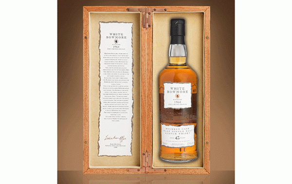 White Bowmore whisky tops Bonhams sale