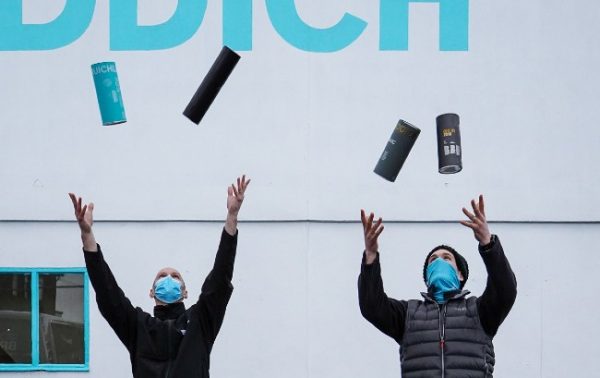 Bruichladdich makes gift tins optional