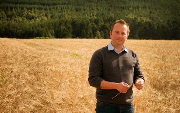 Whyte & Mackay champions native oak in Scotch whisky