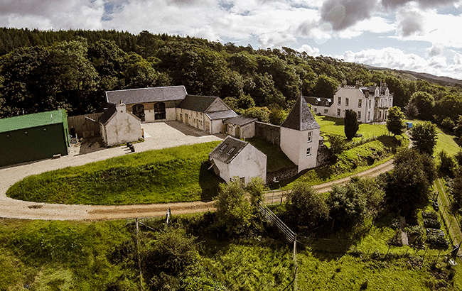 Nc'nean-Whisky-distillery