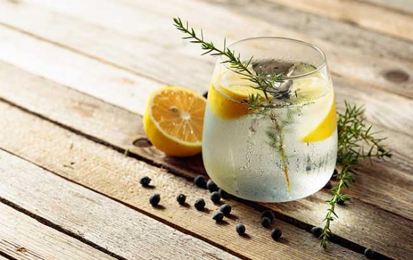 UK gin exports fall £30m in 2021