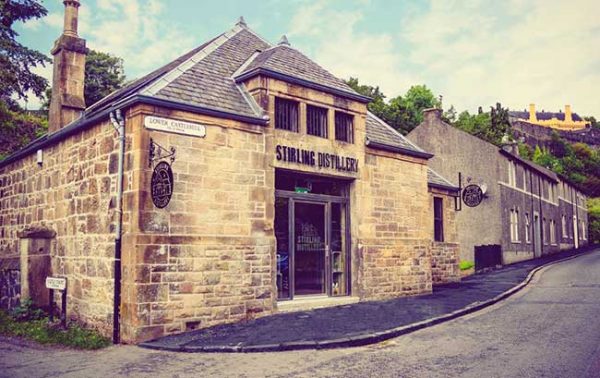 Stirling Distillery unveils exclusive whisky set