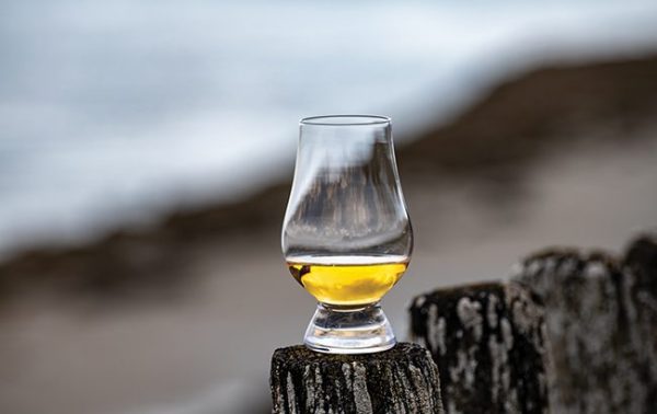 UK whisky exports drop 36%