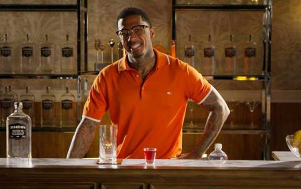 Ryan Reynolds and Nick Cannon star in Aviation ad