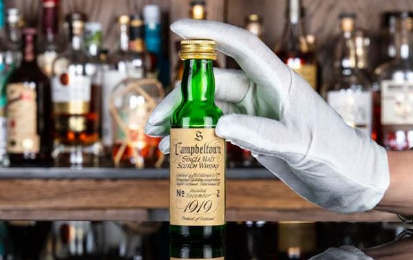 Springbank 1919 miniature sets auction record