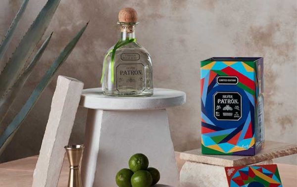 Patrón honours Hispanics with tin