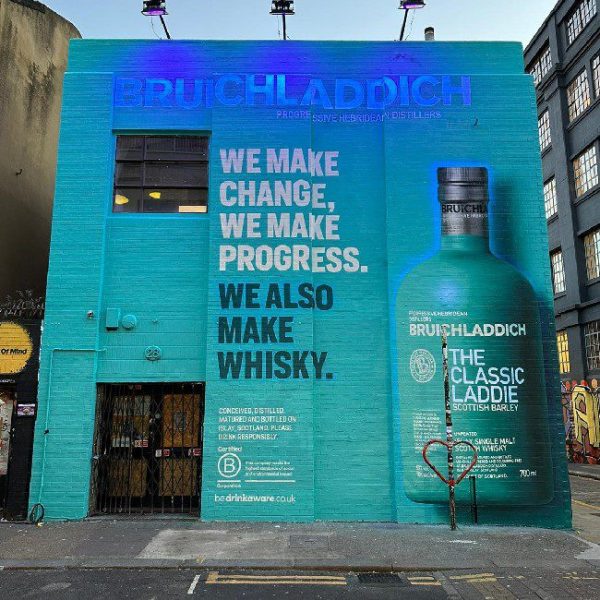 Bruichladdich unveils ‘pollution eating’ mural