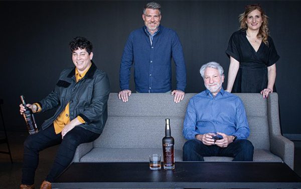 New Riff founder to retire