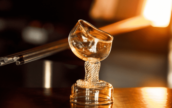 Smokehead partnership ‘rethinks drinking’