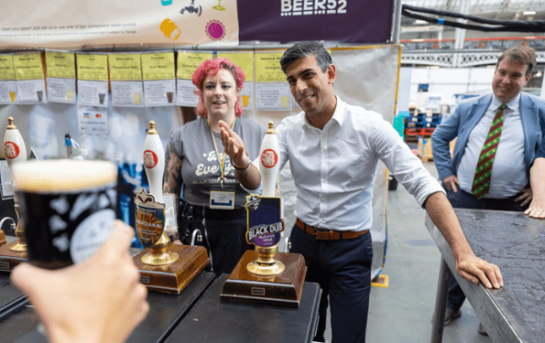 Takeaway alcohol extended until March 2025