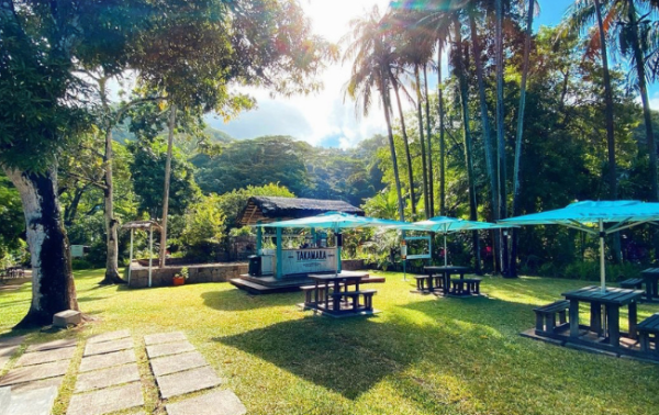 Takamaka hosts its first bar takeover