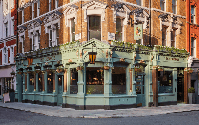The George cocktail pub