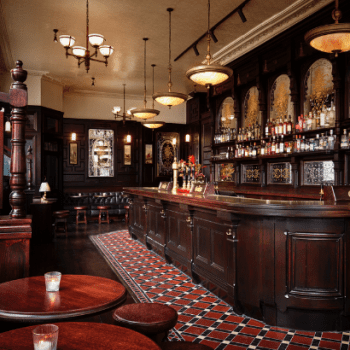 The George cocktail pub