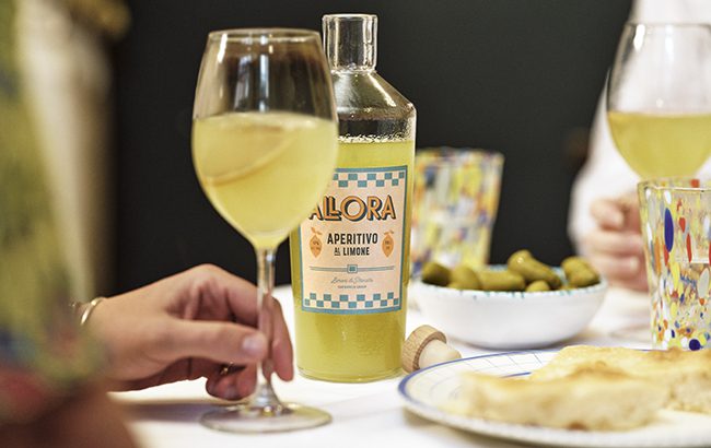 Allora Spritz bottle and glass