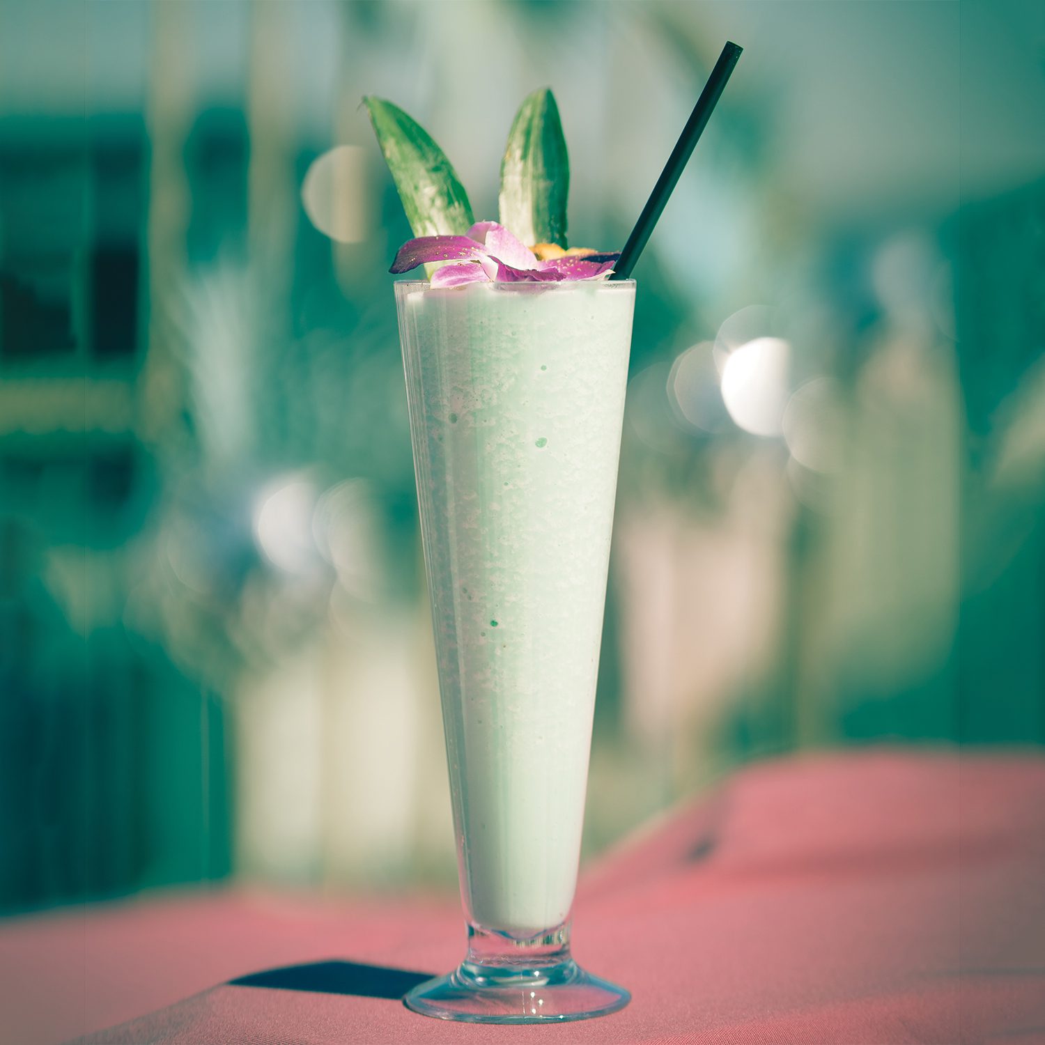 Cocktail stories: Living The Dream, White Limozeen 