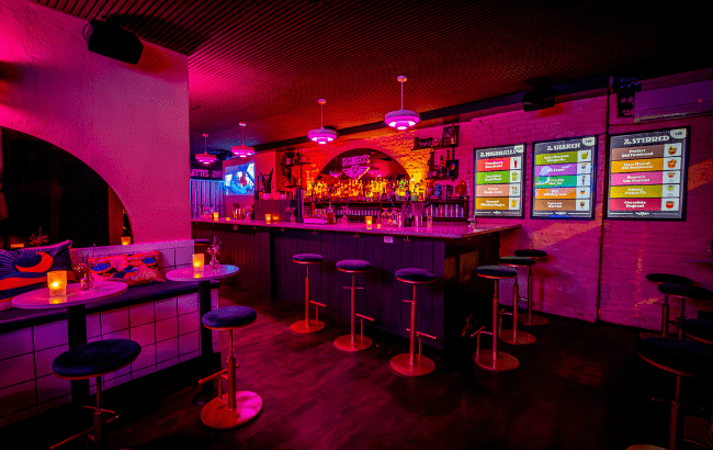 bar