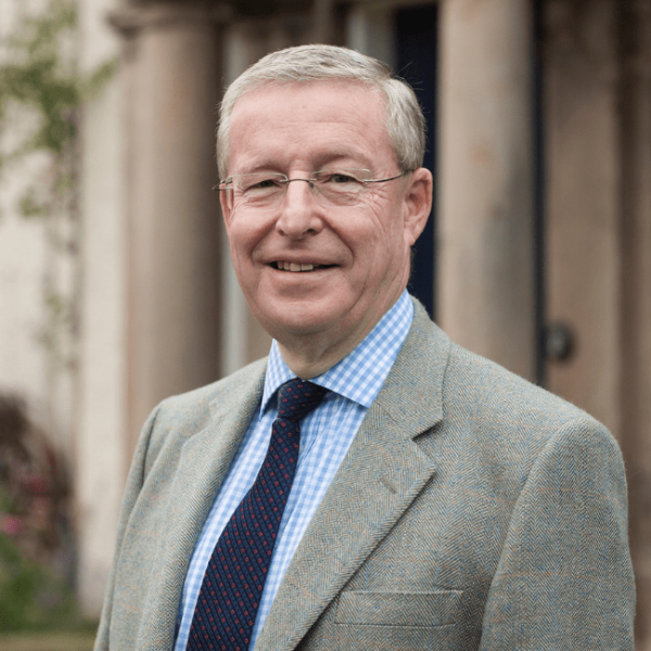 Gordon & MacPhail’s Ian Urquhart dies