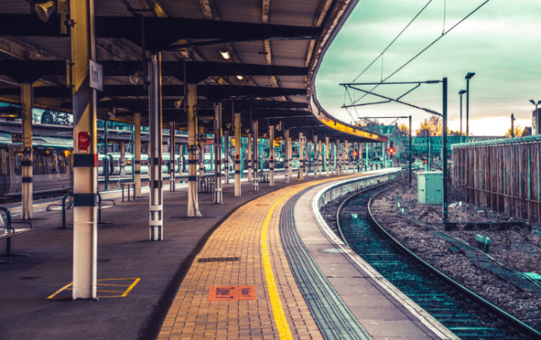 Rail strikes cause £5bn loss for UK hospitality