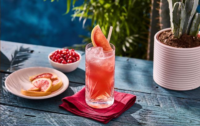 Jose Cuervo Pomegranate Paloma