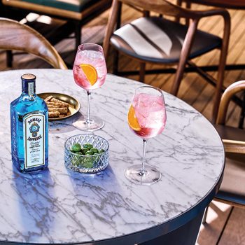 Bombay Sapphire lifestyle pic 1