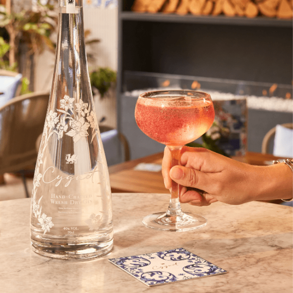 Lavo opens summer terrace with Cygnet Gin
