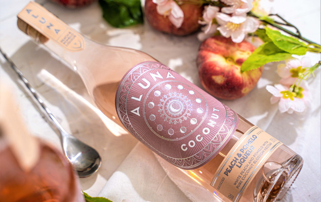 Aluna's pomelo Liqueur