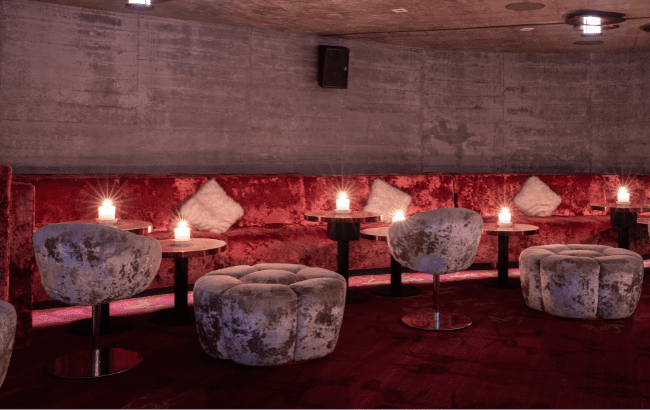 bar