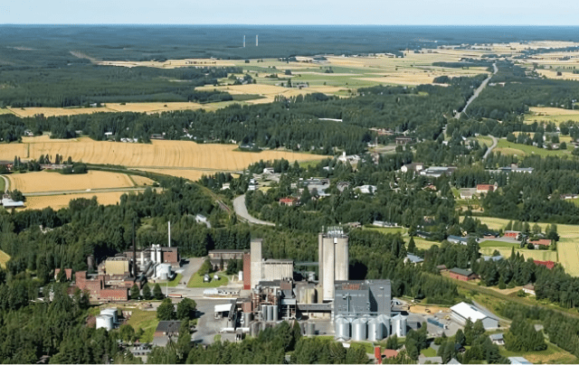 Anora sky view