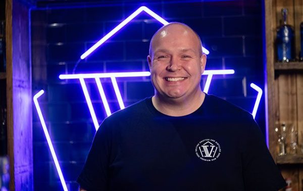 V Rum signs double sponsorship for SB Awards