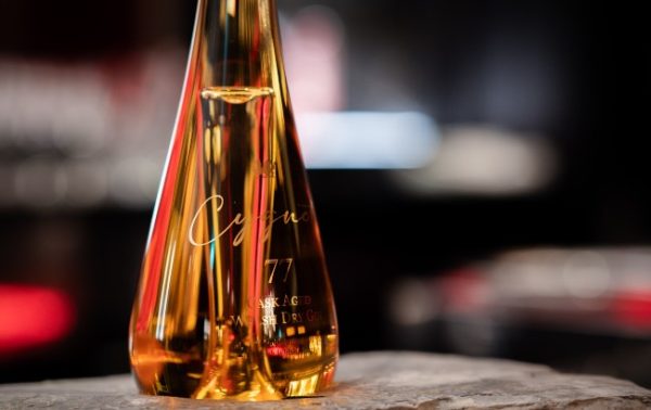 Cask-aged gin Cygnet 77 makes debut