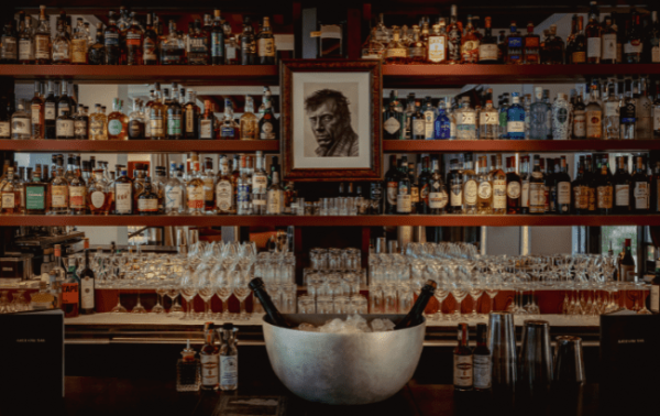 ECC owner opens American Bar in Paris