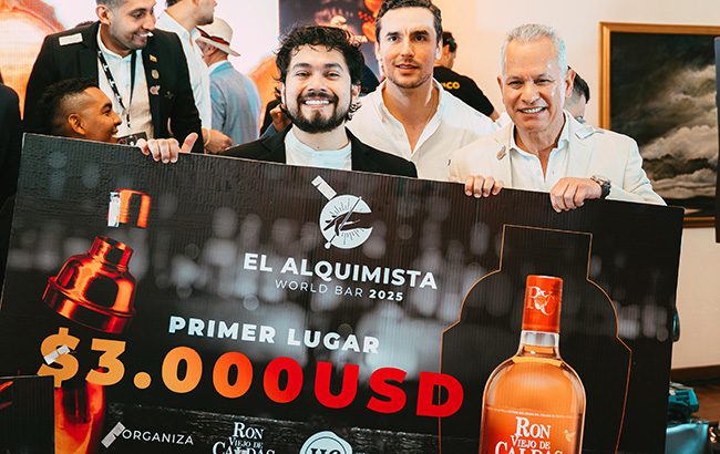 Manuel Gaspar Lao, winner of the El Alquimista cocktail contest