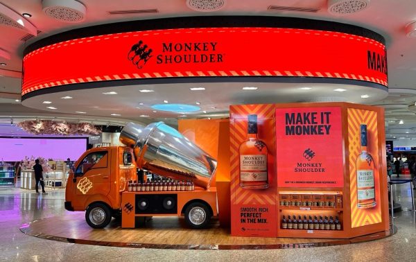 Monkey Shoulder turns heads at Mumbai airport
