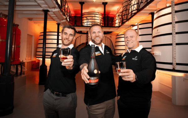 Rugby legends team up with Rémy Martin