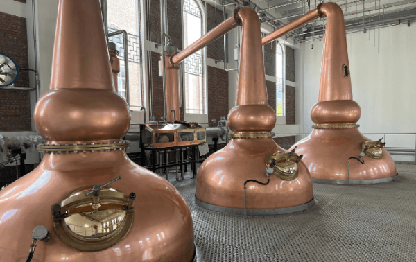 Nine Rivers Distillery begins production in China