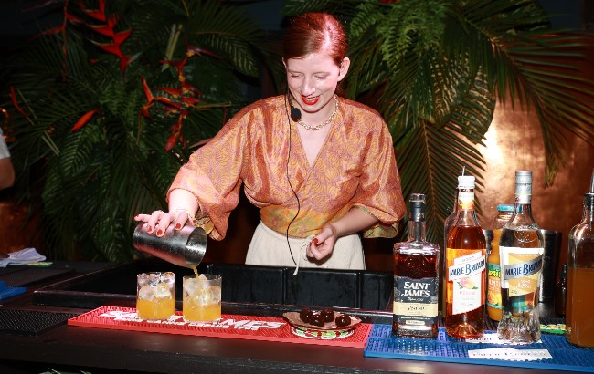 Alexandra Tsatsouli Bartenders Society