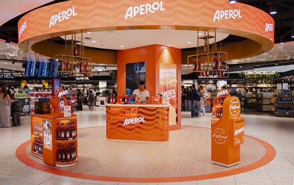 Aperol paints Rome Fiumicino orange