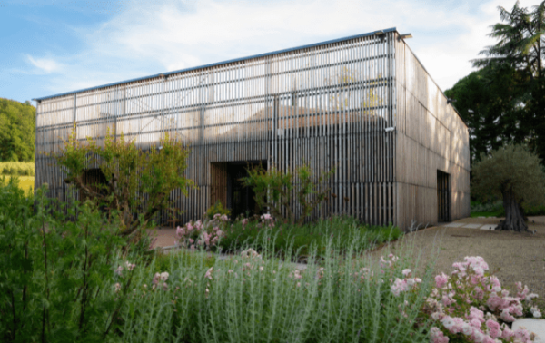 Amaro Santoni opens distillery in Tuscany