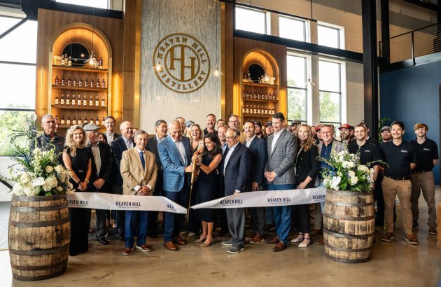 Heaven Hill Springs Distillery opens doors