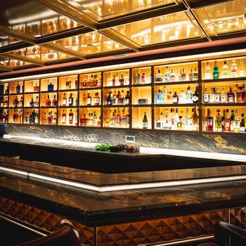 Horatio Main Bar 2