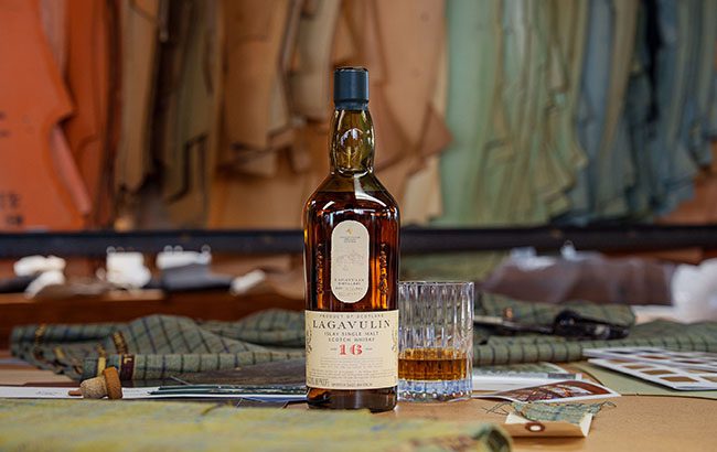 Lagavulin tartan 9355451-hero-image