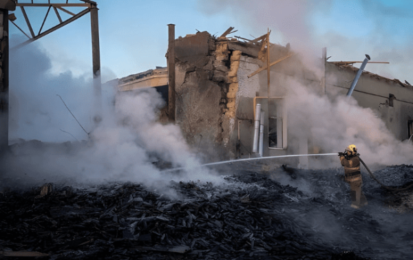 Air attack destroys Akkerman Distillery in Ukraine