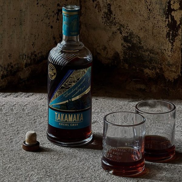 Takamaka: keepin’ it Kreol