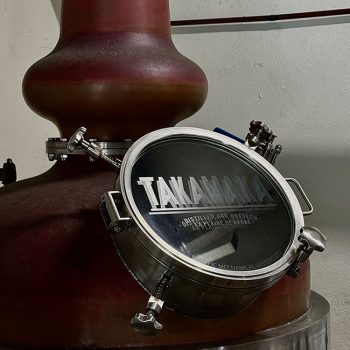 Takamaka-stills