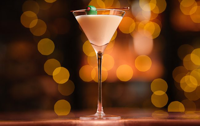 Rotunda santas_dirty_martini_38066