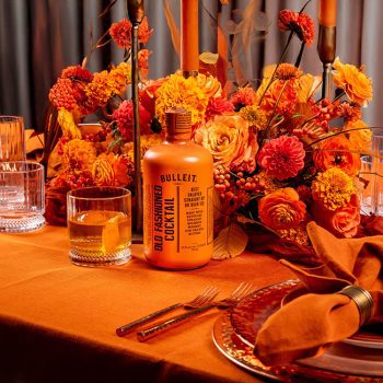 The Bulleit Old Fashioned tablescape kit