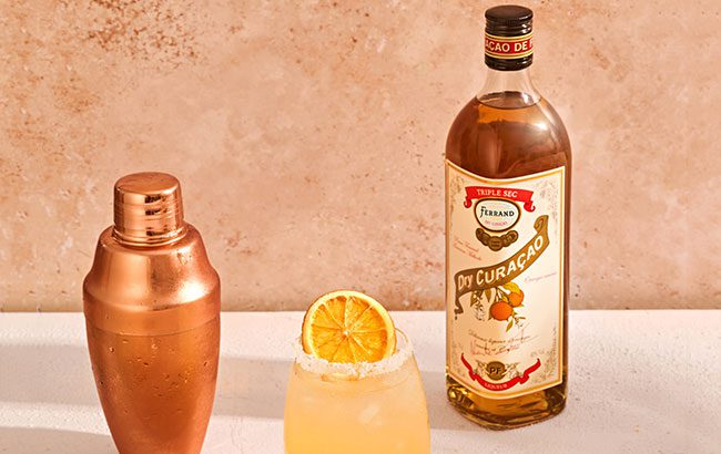 Ferrand-Dry-Curacao-Perfect-Serve