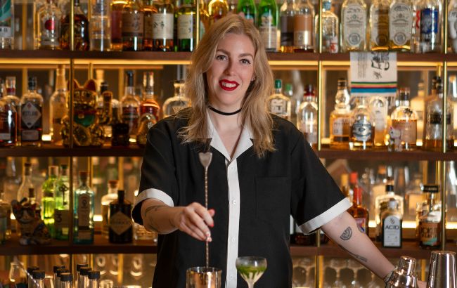 Bartenders ins and out Holly Graham